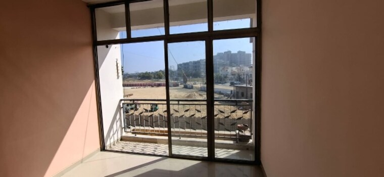 Room, chandkheda 3 Bedroom 1936 Sq.Ft. Apartment In Chandkheda Ahmedabad 9477181