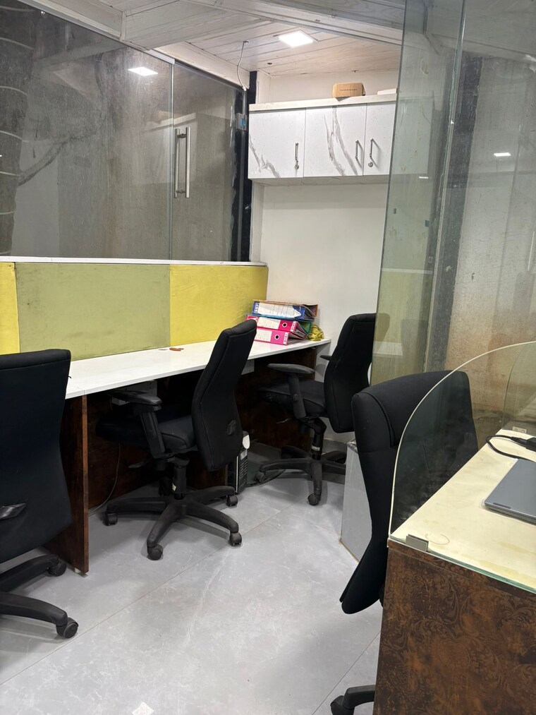 Team Area, grand-manor-ideal-park Commercial Co Working Space 100 Sq.Ft. In Mira Road Thane 9477151
