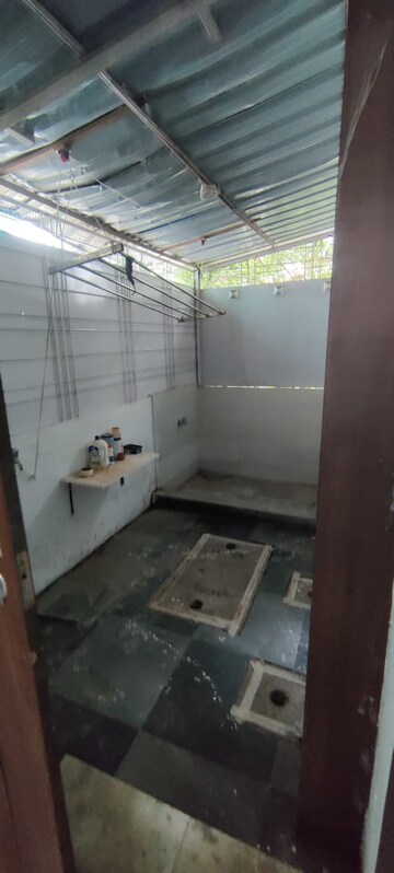 Attached Bathroom in 4 BHK Independent House at Karve Nagar – for Sale
