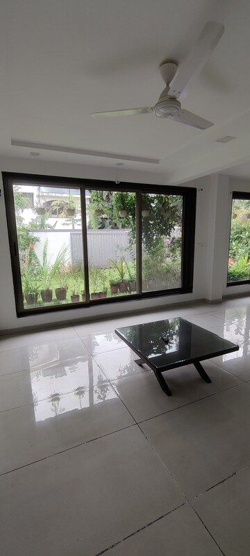 Master Bedroom in 4 BHK Independent House at Karve Nagar – for Sale