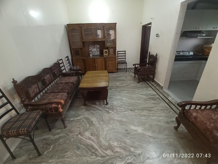  Parking, sector 21 1 Bedroom 600 Sq.Ft. Builder Floor In Sector 21 Gurgaon 9477238