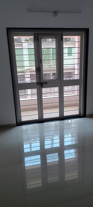 Room in 2 BHK Apartment at Aaiji Pink City, Lohgaon – for Rent