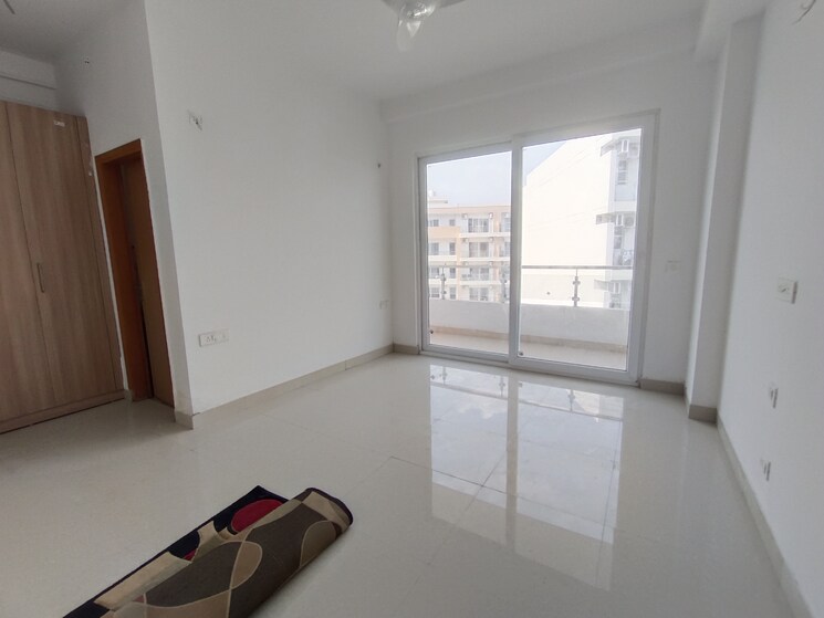 Room, ss-linden 5 Bedroom 2900 Sq.Ft. Apartment In Sector 84 Gurgaon 9477390