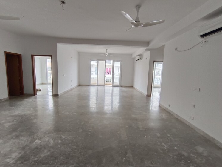 Room, ss-linden 5 Bedroom 2900 Sq.Ft. Apartment In Sector 84 Gurgaon 9477390