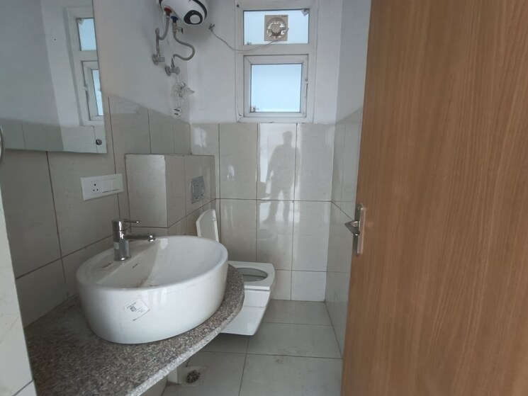 Attached Bathroom, ss-linden 5 Bedroom 2900 Sq.Ft. Apartment In Sector 84 Gurgaon 9477390
