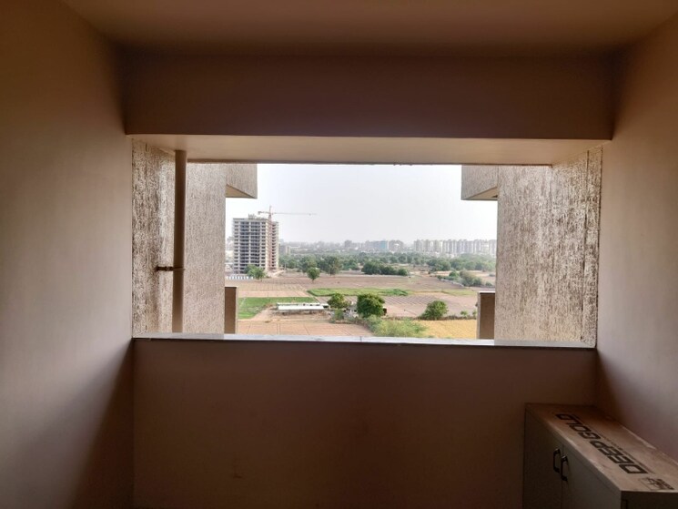 Other, sg highway 3 Bedroom 1755 Sq.Ft. Apartment In Sg Highway Ahmedabad 9477401