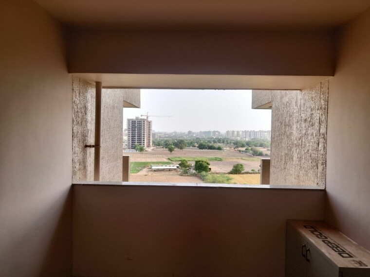 Other, sg highway 3 Bedroom 1755 Sq.Ft. Apartment In Sg Highway Ahmedabad 9477401