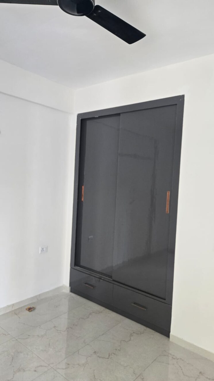 Room, smart-world-gems 3 Bedroom 1423 Sq.Ft. Apartment In Sector 89 Gurgaon 9477397