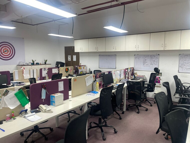 Team Area, satra-plaza Commercial Office Space 1430 Sq.Ft. In Vashi Sector 19d Navi Mumbai 9477429