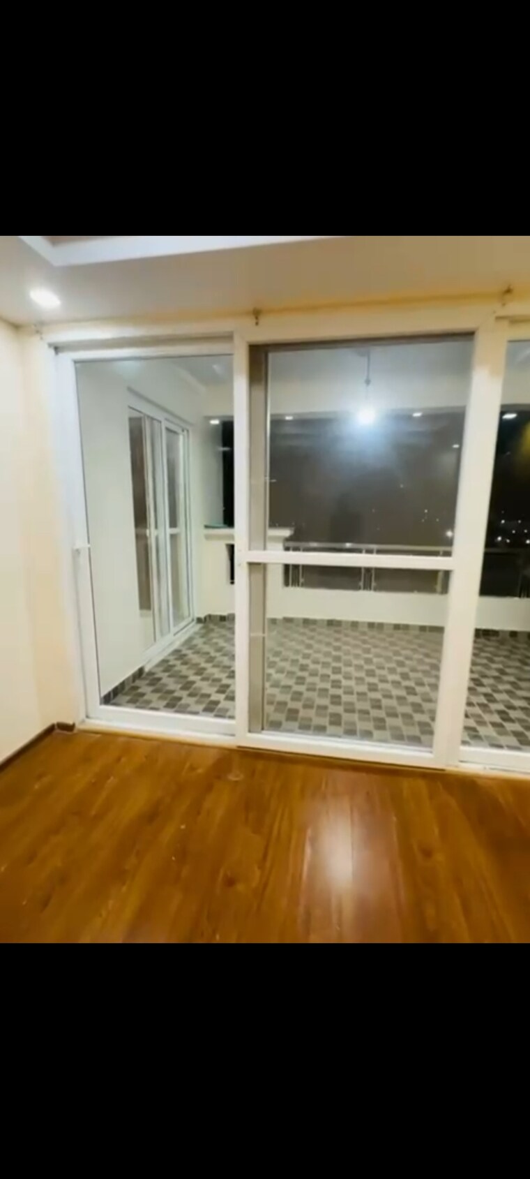 Kitchen, mi-rustle-court 3.5 Bedroom 2350 Sq.Ft. Apartment In Gomti Nagar Lucknow 9477491