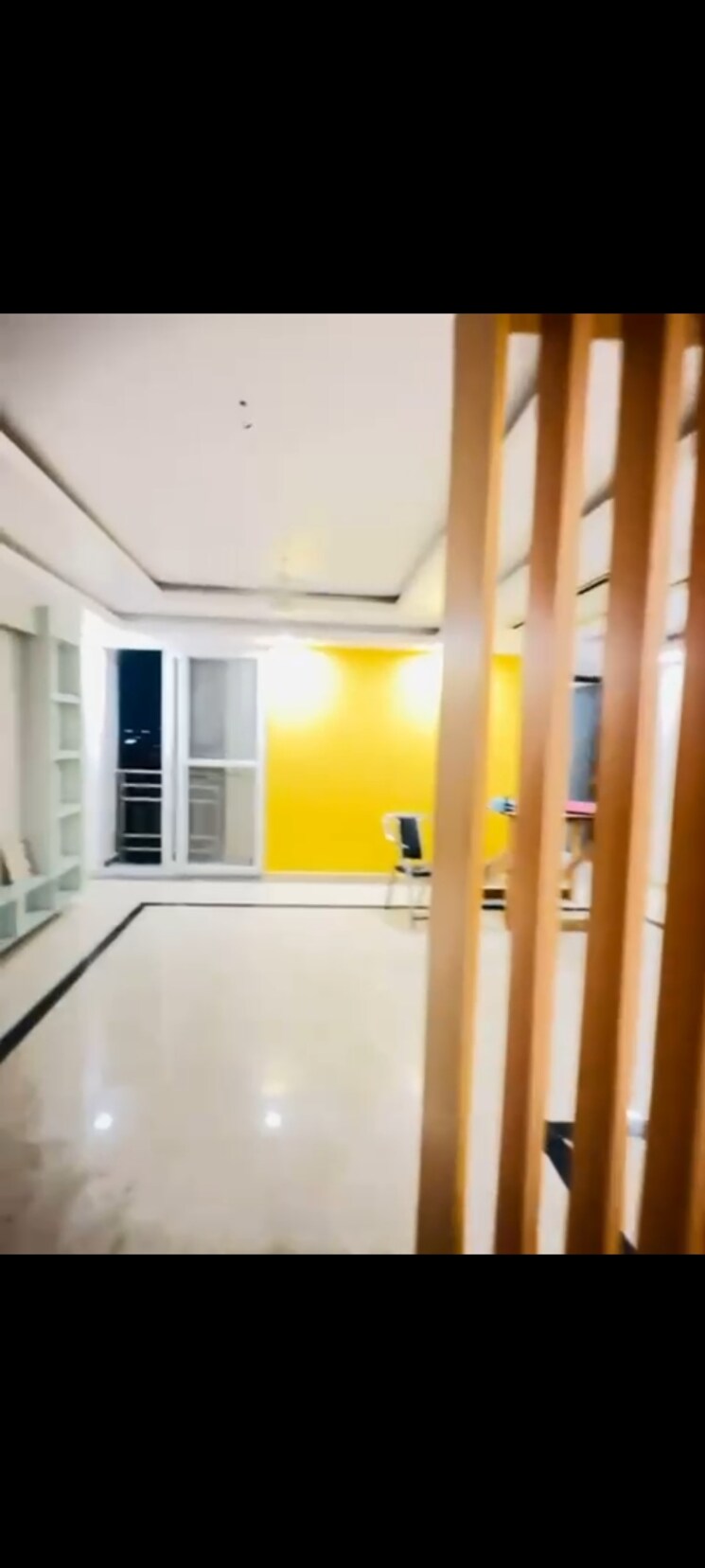 undefined, mi-rustle-court 3.5 Bedroom 2350 Sq.Ft. Apartment In Gomti Nagar Lucknow 9477491