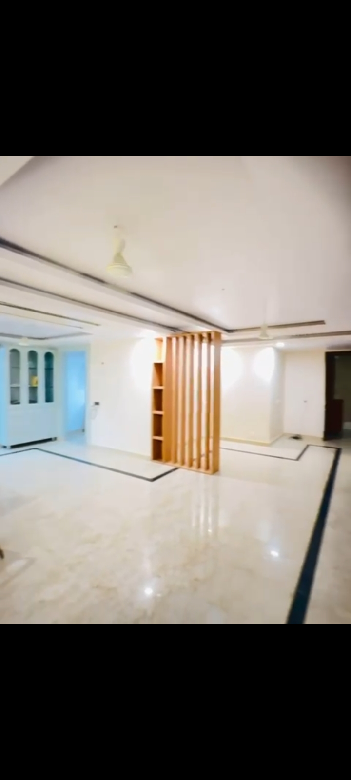 3.5 BHK 2350 Sq.Ft. Apartment in MI Rustle Court
