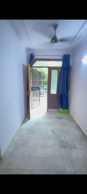 Room in 2 BHK Builder Floor at Malviya Nagar – for Rent