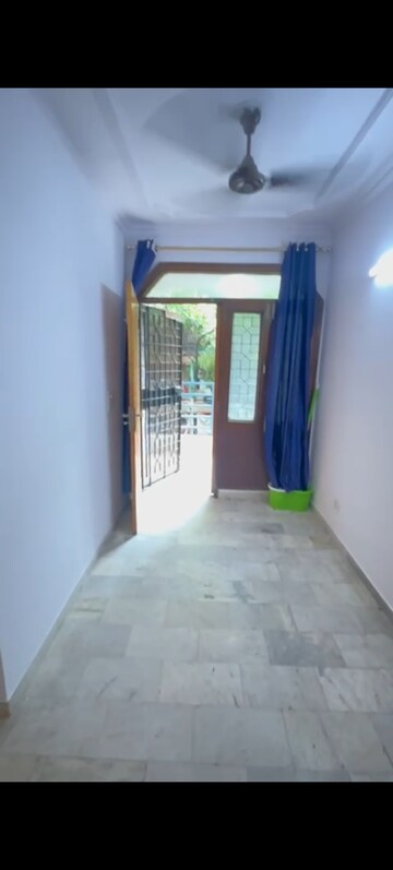 Room in 2 BHK Builder Floor at Malviya Nagar – for Rent