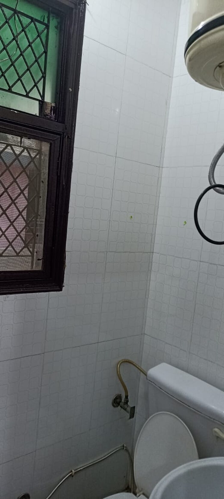 Bathroom, rohini 2 Bedroom 800 Sq.Ft. Builder Floor In Rohini Delhi 9477525