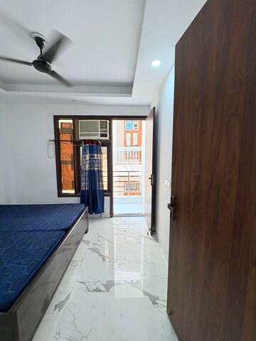 Building Lobby in 1 BHK Builder Floor at Saket – for Rent