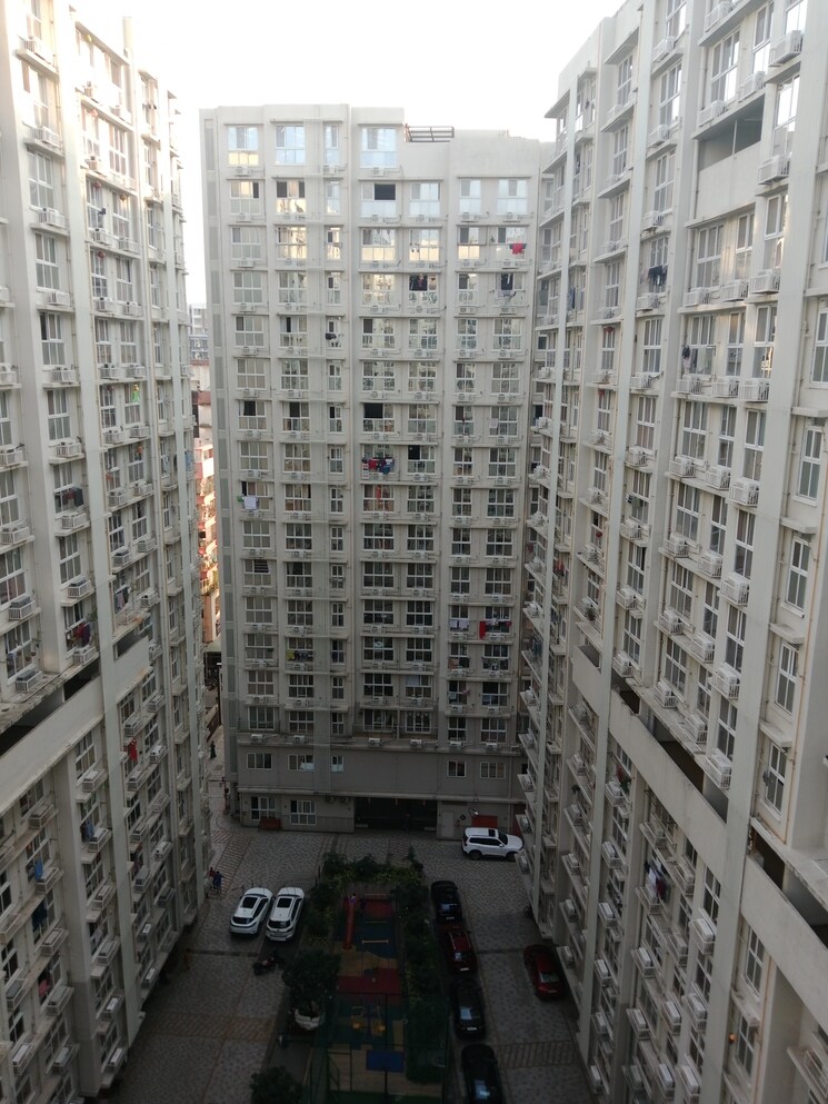 Exterior View, platinum-life 2 Bedroom 665 Sq.Ft. Apartment In Andheri West Mumbai 9477631