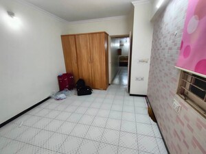 Bedroom in 3 BHK Apartment at Thaltej – for Rent