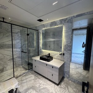 Master Bedroom in 4 BHK Builder Floor at BPTP Amstoria Country Floor, Sector 102 – for Sale