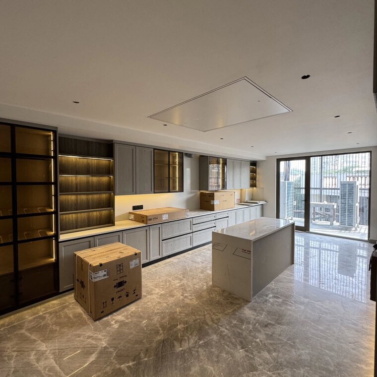  Parking, bptp-amstoria-country-floor 4 Bedroom 2850 Sq.Ft. Builder Floor In Sector 102 Gurgaon 9477597