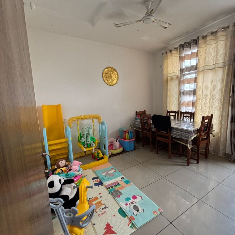  Parking, kharar mohali road 3 Bedroom 1130 Sq.Ft. Apartment In Kharar Mohali Road Kharar 9477652