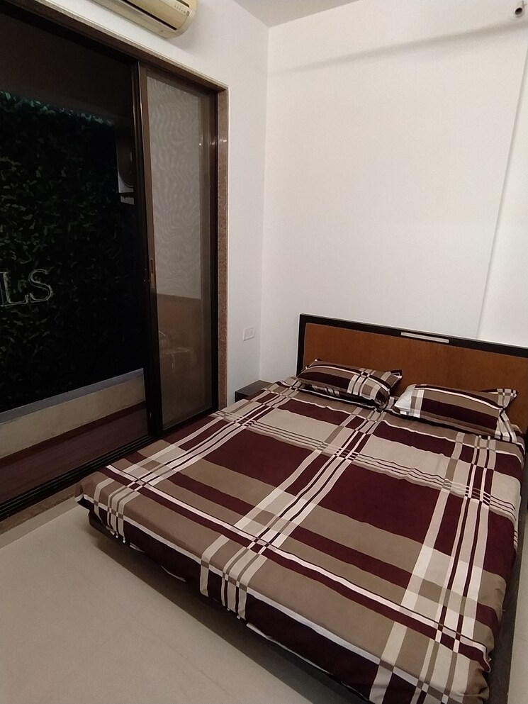 Room, tiara-hills 1 Bedroom 575 Sq.Ft. Apartment In Mira Road Thane 9477591