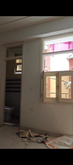 Furnished Amenities in 2 BHK Builder Floor at KRC Apartments, Sector 49 – for Sale