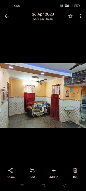 Bedroom in 1 RK Builder Floor at Shalimar Bagh – for Rent