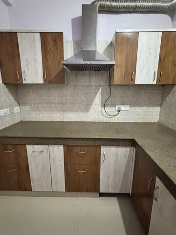 Kitchen in 3 BHK Apartment at Eldeco Saubhagyam, Vrindavan Yojna – for Rent