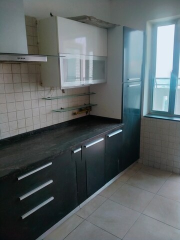 Kitchen in 4 BHK Apartment at Pioneer Park Phase 1, Sector 61 – for Rent