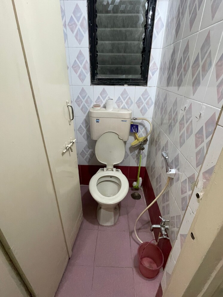 Bathroom, kothrud 1 Bedroom 650 Sq.Ft. Apartment In Kothrud Pune 9477874