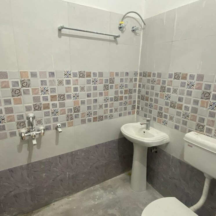 Bathroom, gomti nagar 2 Bedroom 1250 Sq.Ft. Independent House In Gomti Nagar Lucknow 9477926