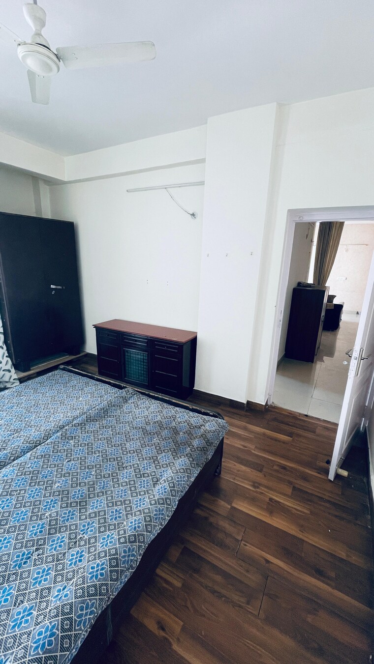 Bedroom, omaxe-the-palace 3 Bedroom 1550 Sq.Ft. Apartment In Gomti Nagar Lucknow 9477959