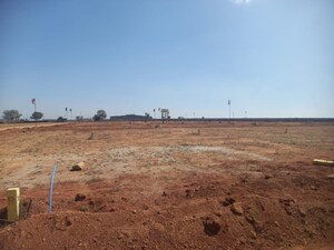  Plot For Sale in Mallampet