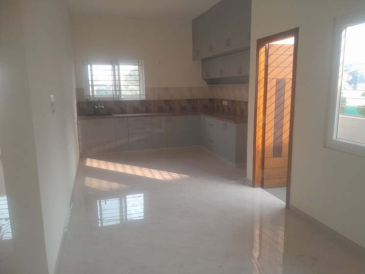 Room, nri layout 2 Bedroom 1200 Sq.Ft. Builder Floor In Nri Layout Bangalore 9477927