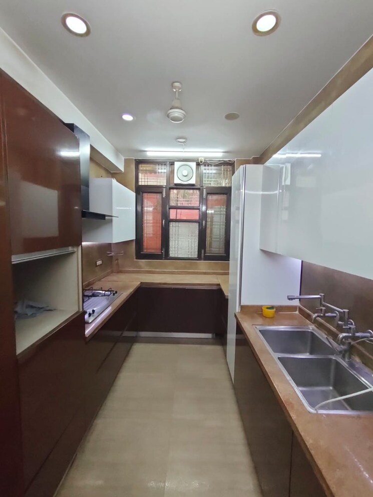 undefined, prashant vihar 3 Bedroom 1800 Sq.Ft. Builder Floor In Prashant Vihar Delhi 9477971