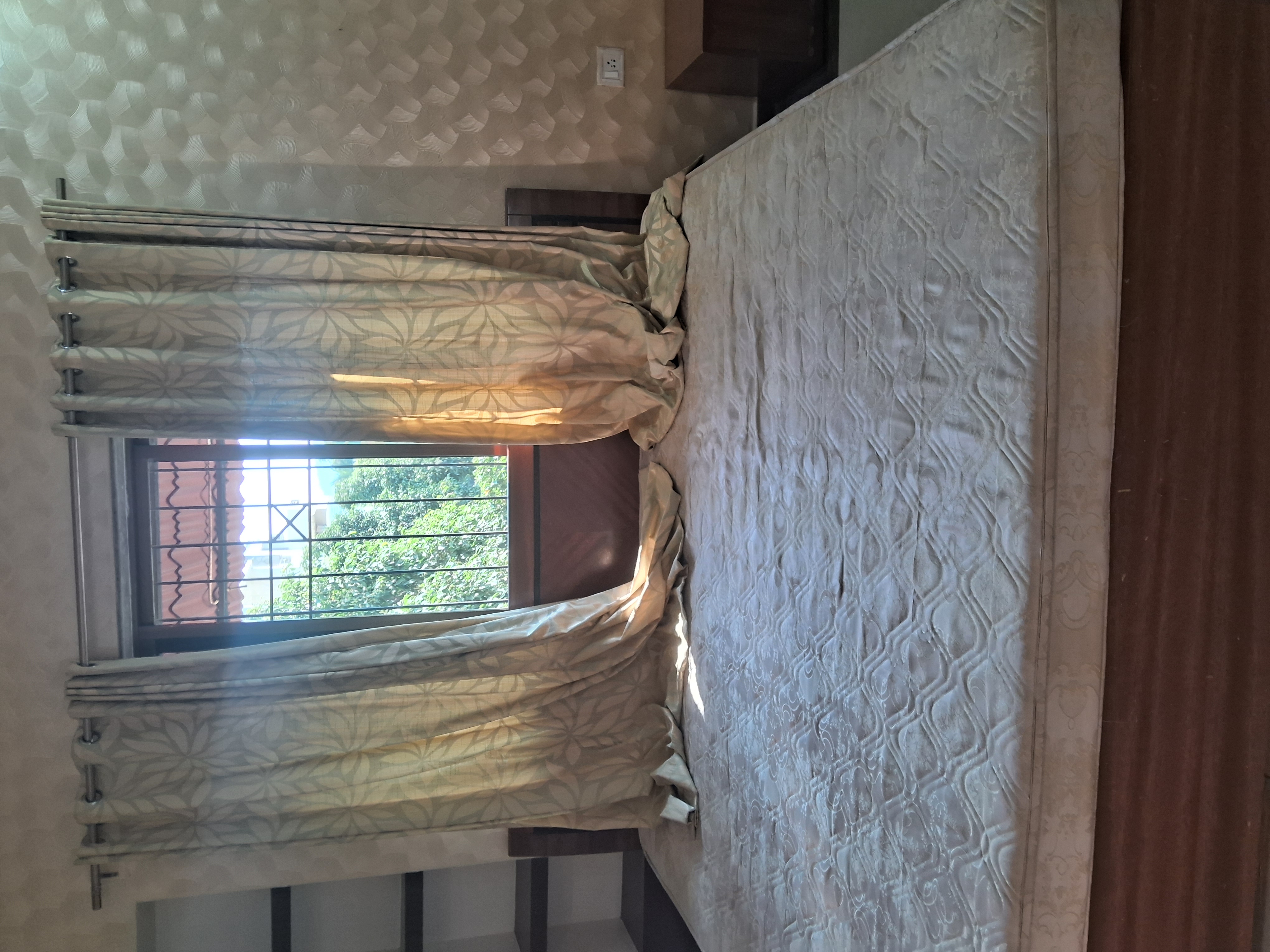 3 BHK Apartment For Rent in La Chapelle