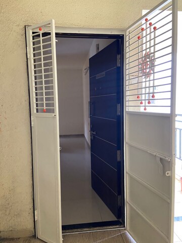 Living Room in 1 BHK Apartment at Kothrud – for Rent