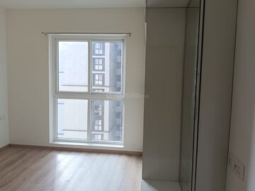 Room in 2.5 BHK Apartment at Mana Macasa Emerald, Choodasandra – for Sale