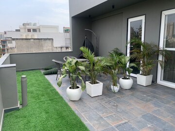 1 BHK Builder Floor – Exterior View View at Sector 43 - for Rent