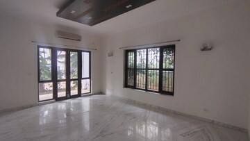 Room in 4 BHK Villa at Prestige Bougainvillea, Whitefield – for Rent