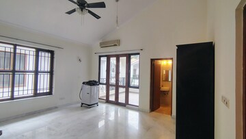 Room in 4 BHK Villa at Prestige Bougainvillea, Whitefield – for Rent