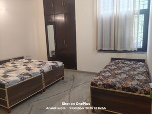 Room in  Pg at Sector 71 – for Rent