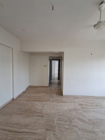 Room in 2 BHK Apartment at PR Wood Wind, Andheri East – for Rent