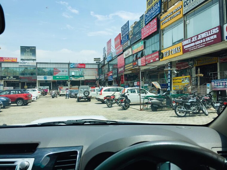 Exterior View, vip road Commercial Showroom 900 Sq.Ft. In Vip Road Zirakpur 9478409