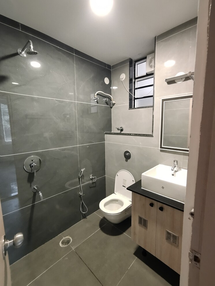 Bathroom, hsr layout 1 Bedroom 595 Sq.Ft. Apartment In Hsr Layout Bangalore 9478488