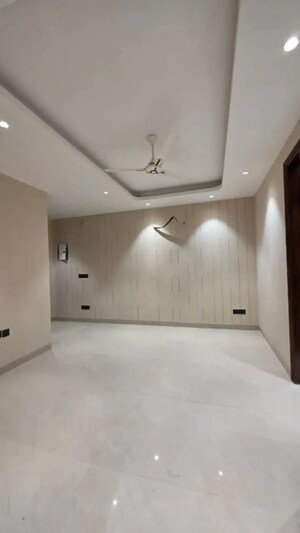 Room in 2 BHK Apartment at Lotus Apartment Nalasopara West, Nalasopara West – for Sale