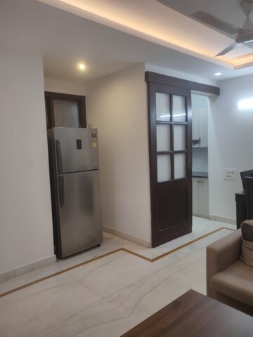 Room in 3 BHK Apartment at Saket – for Rent