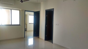 Room in 1 BHK Apartment at Lodha Splendora, Ghodbunder Road – for Rent