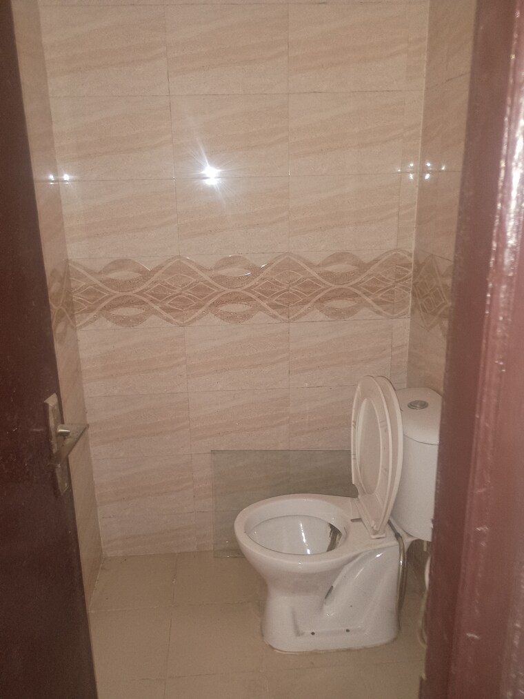 Bathroom, scc-sapphire 2 Bedroom 795 Sq.Ft. Apartment In Raj Nagar Extension Ghaziabad 9478578